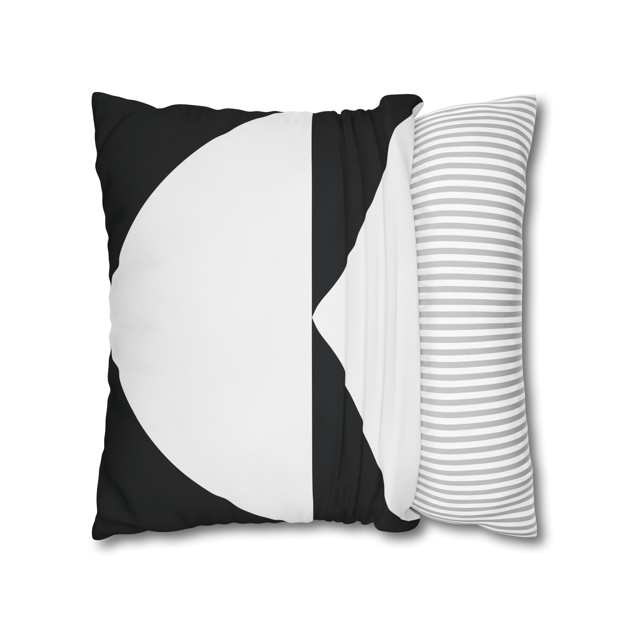 Geometric Black & White Triangle Pillowcase