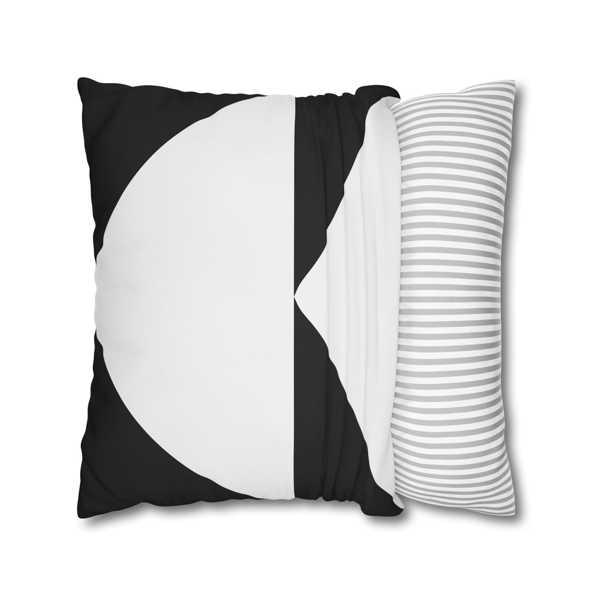 Geometric Black & White Triangle Pillowcase