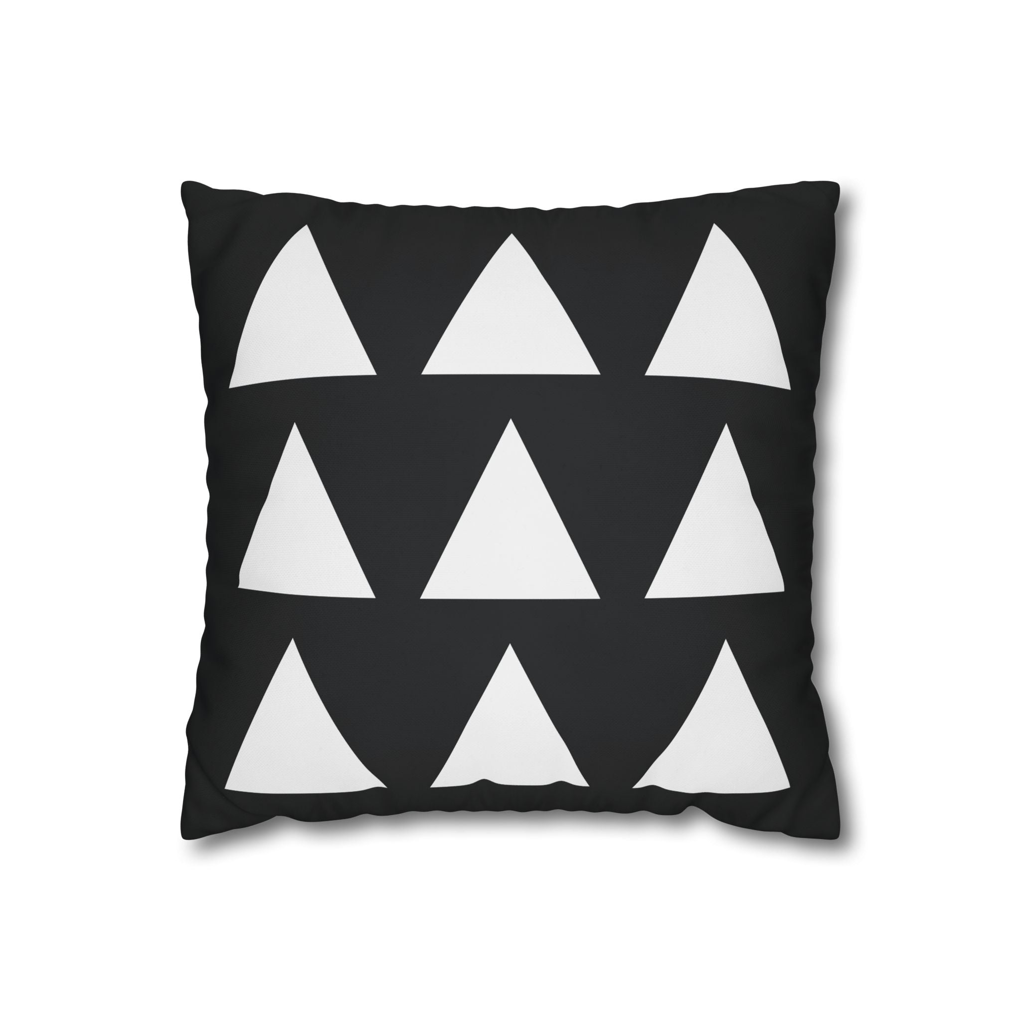 Geometric Triangle Pillowcase - Black & White