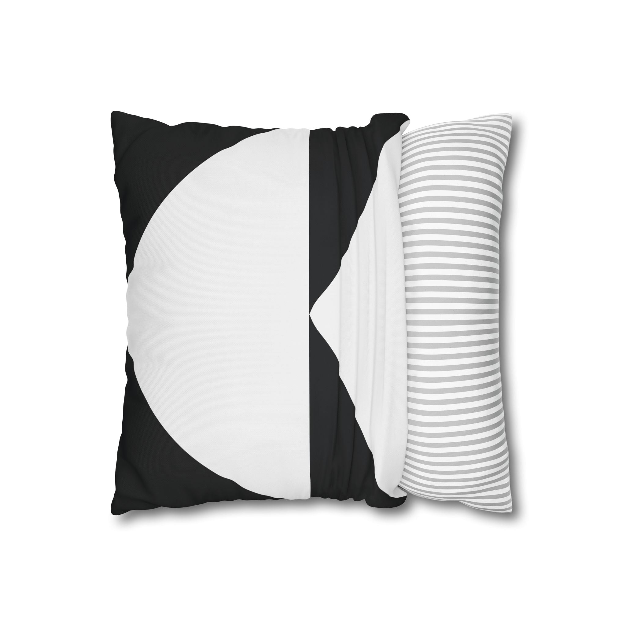 Geometric Black & White Triangle Pillowcase