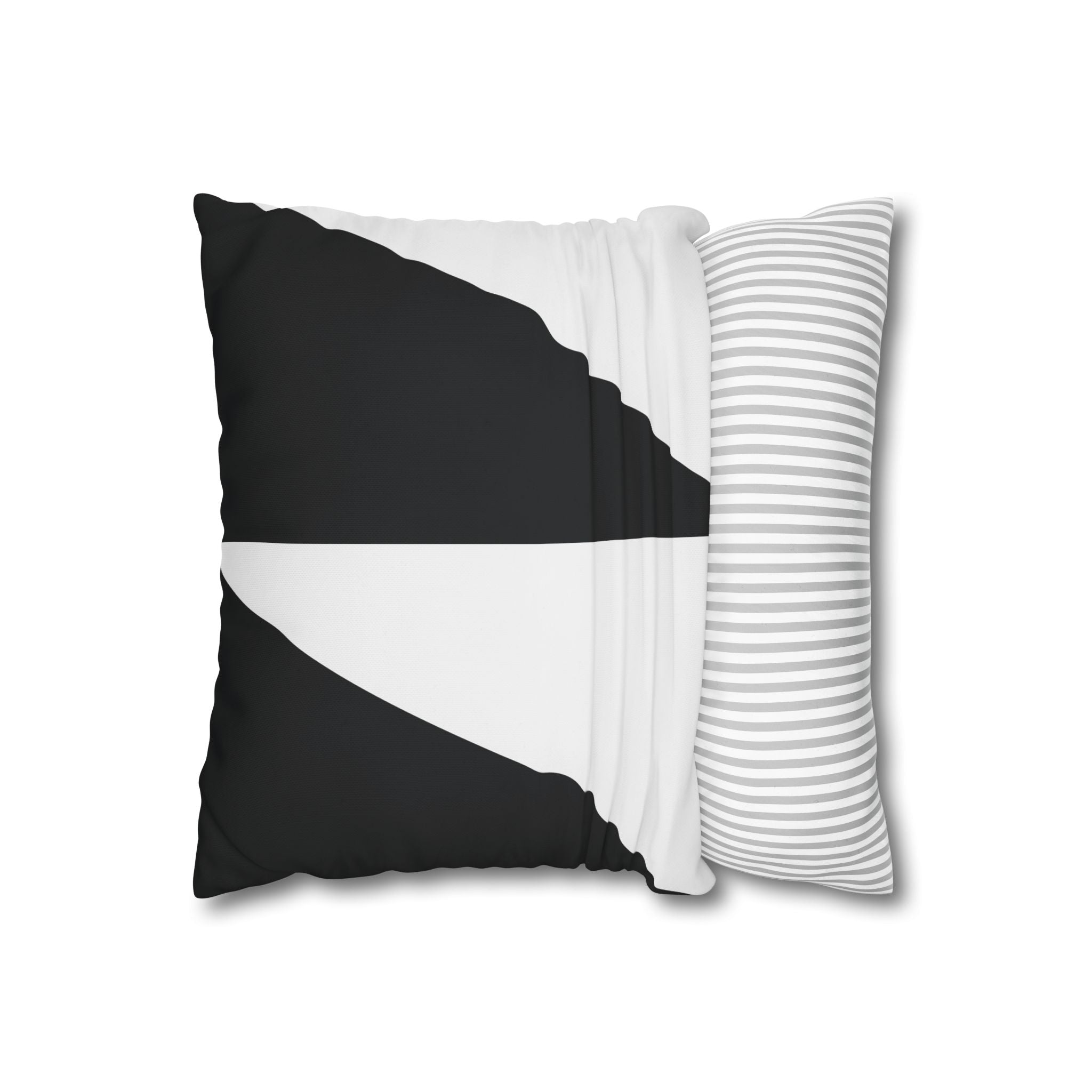 Geometric Triangle Pillowcase - Black & White