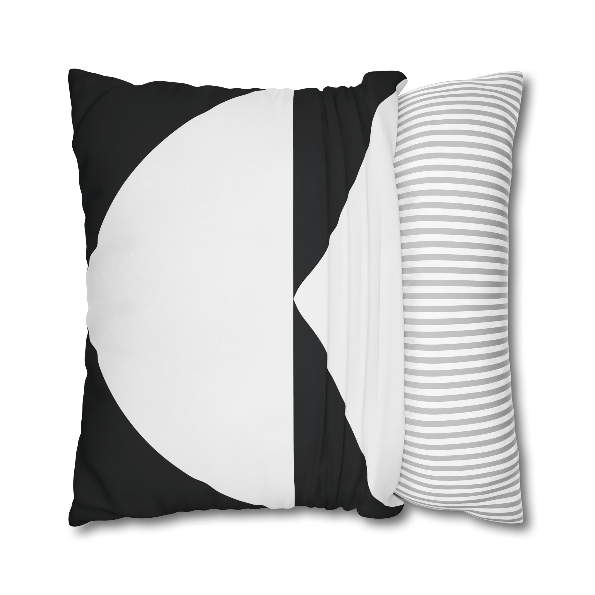 Geometric Black & White Triangle Pillowcase