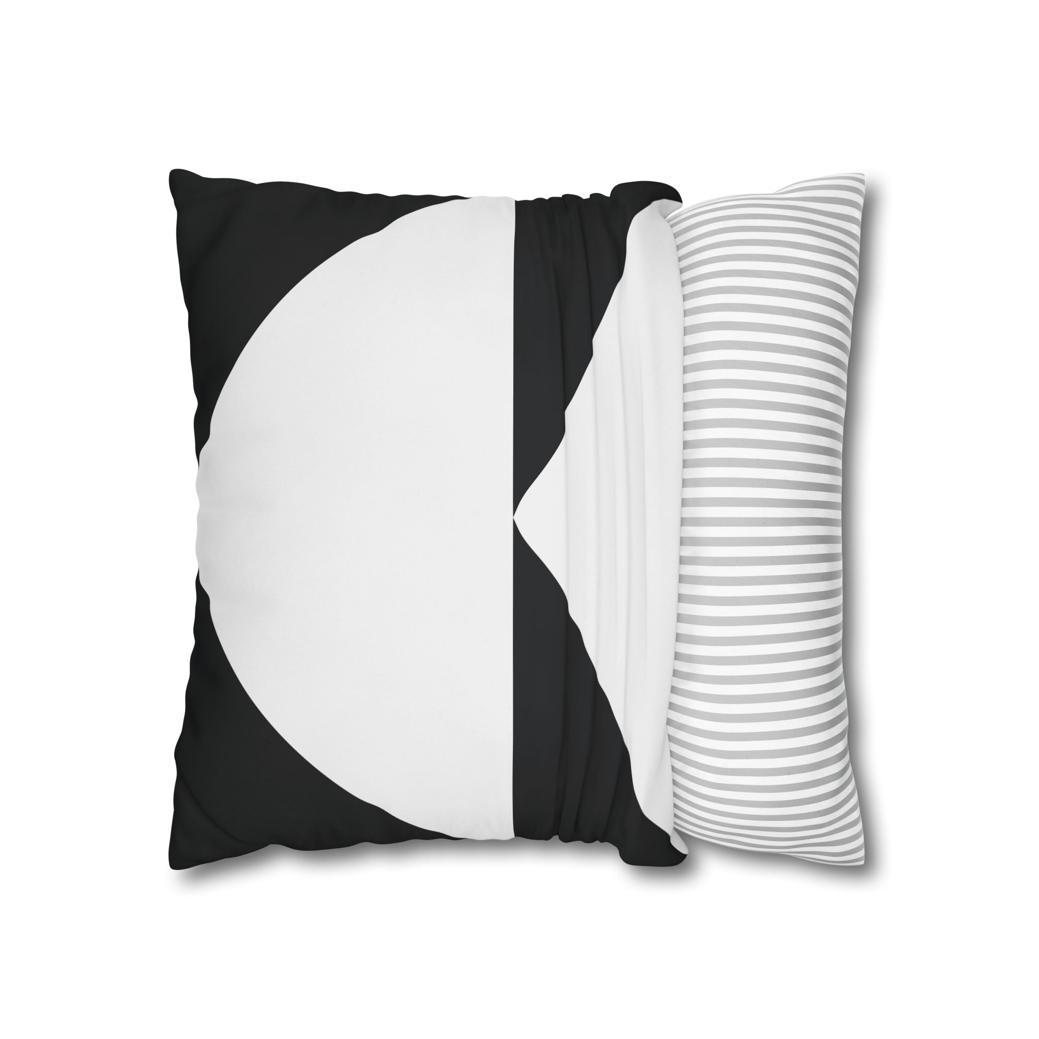 Geometric Black & White Triangle Pillowcase