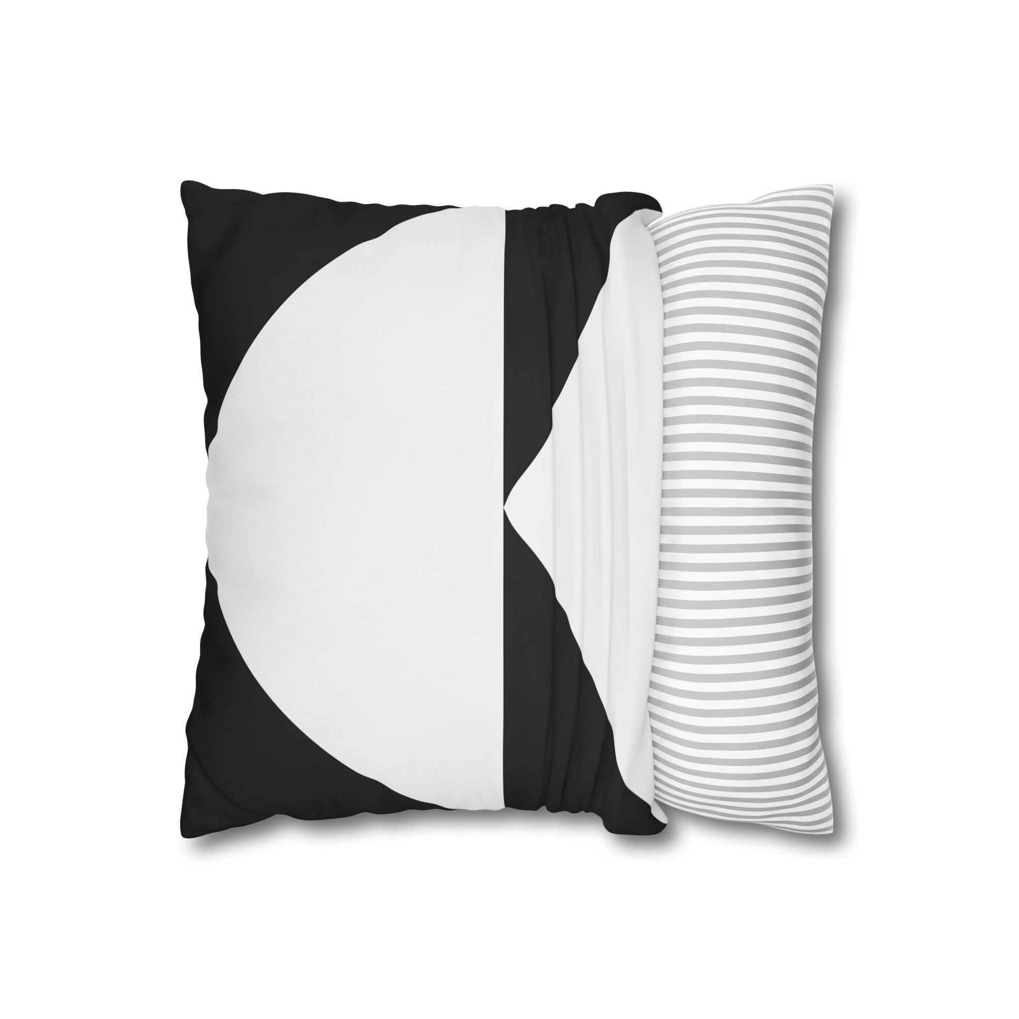 Geometric Black & White Triangle Pillowcase