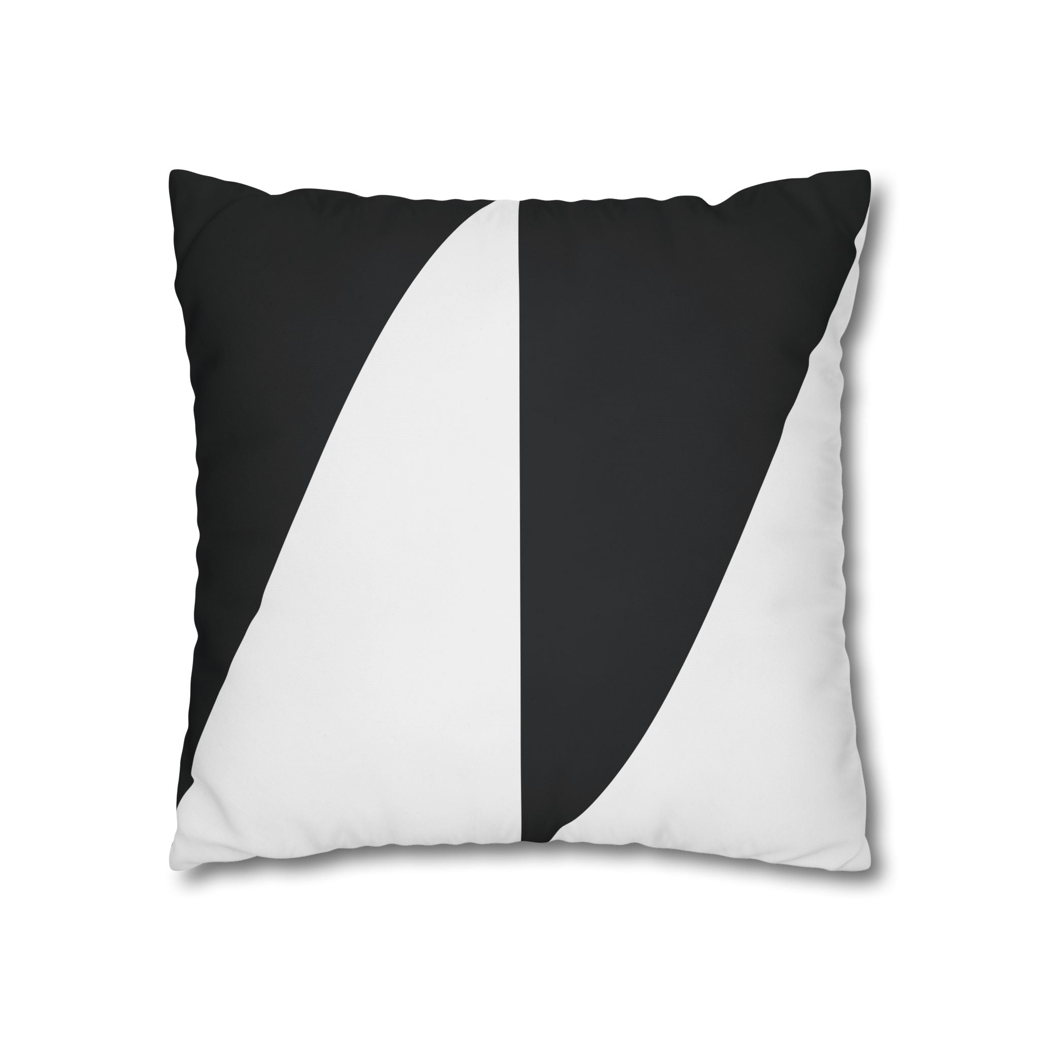 Geometric Triangle Pillowcase - Black & White