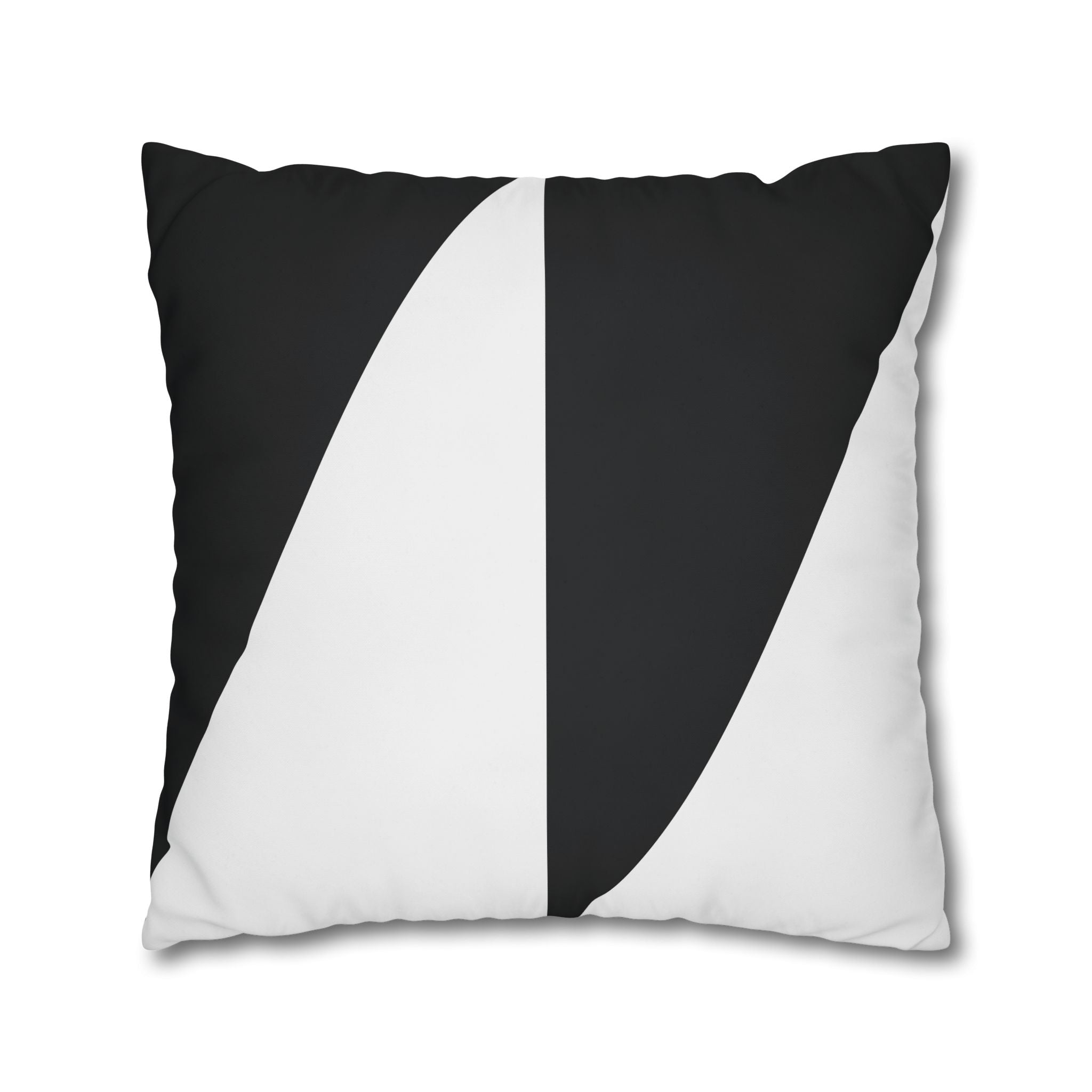 Geometric Triangle Pillowcase - Black & White