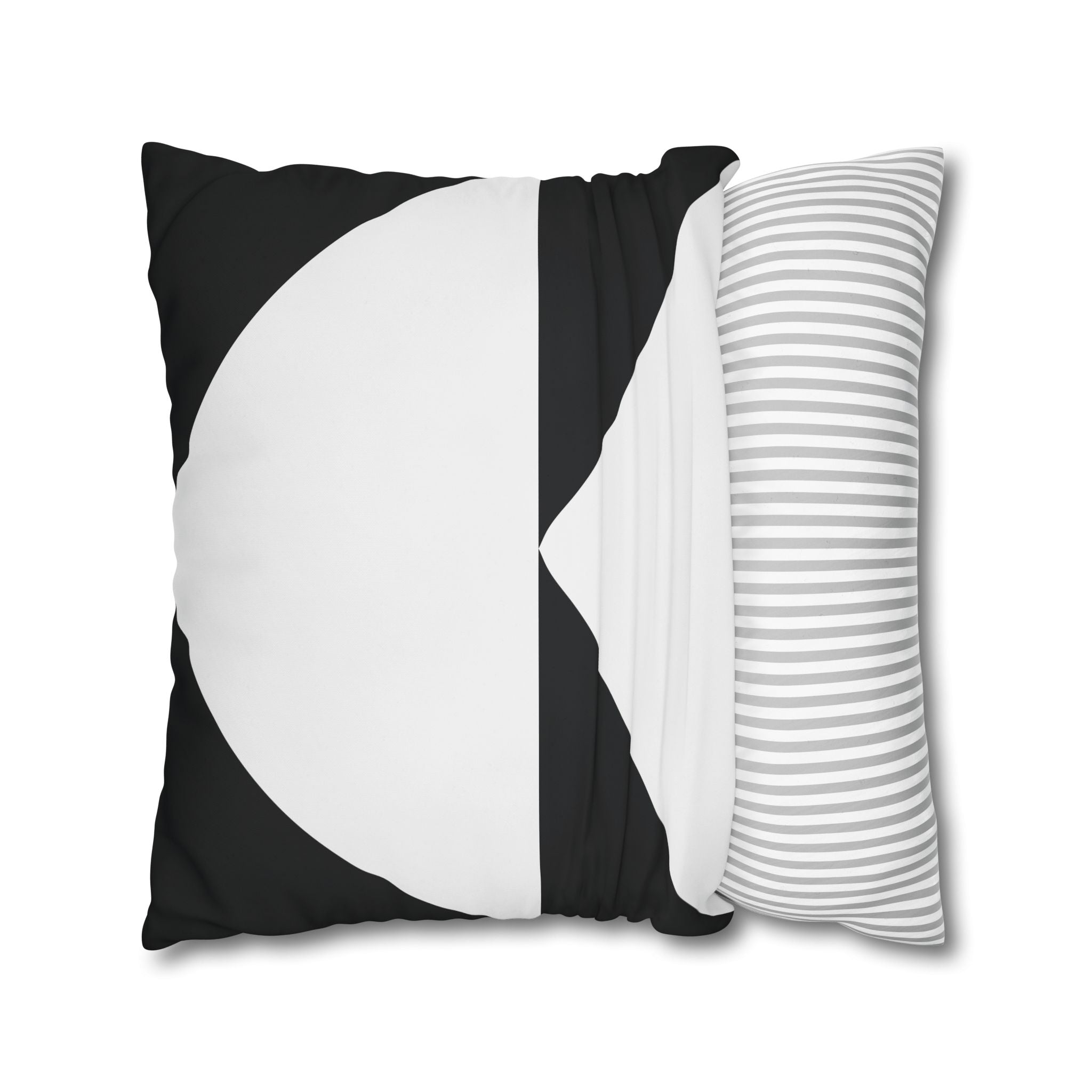 Geometric Black & White Triangle Pillowcase