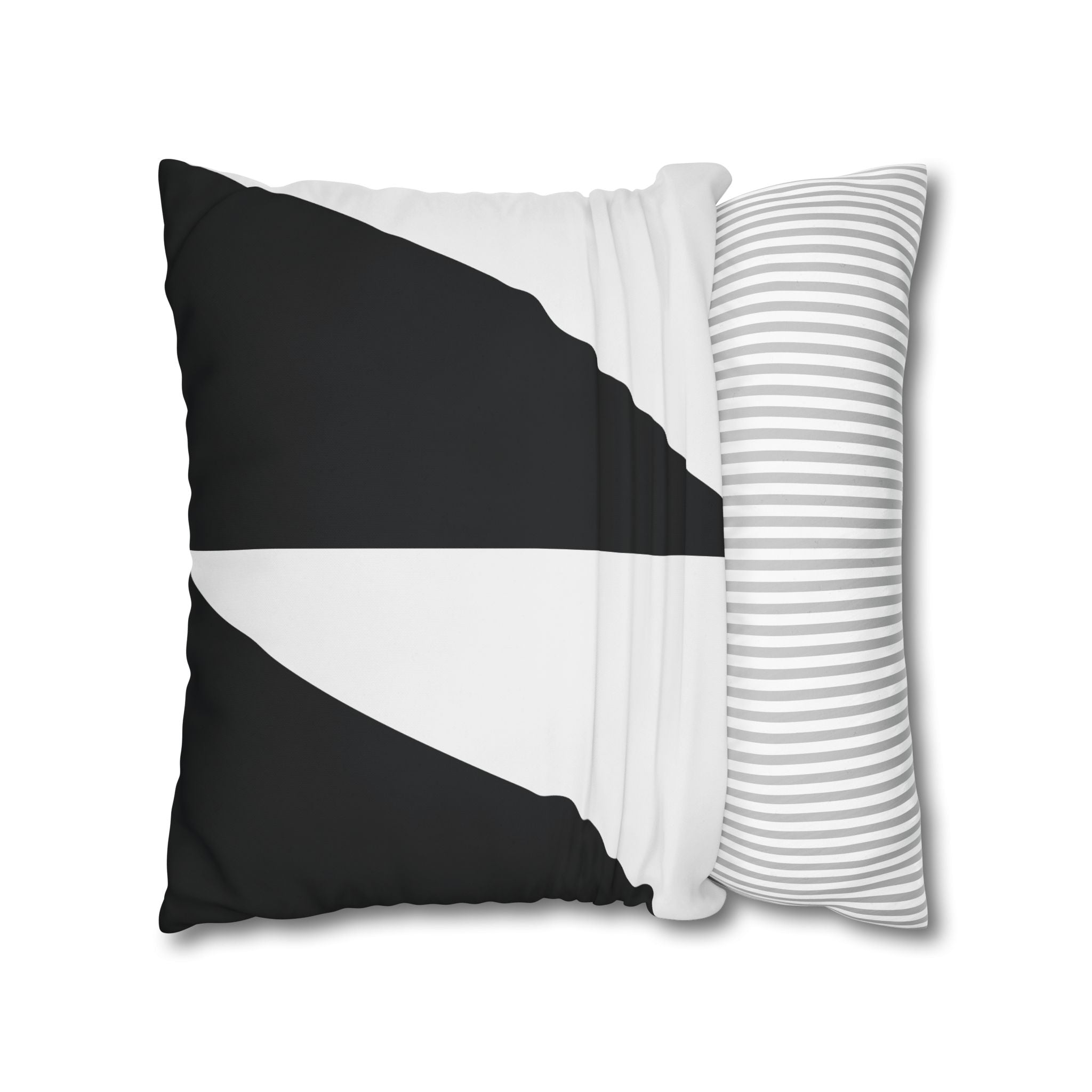 Geometric Triangle Pillowcase - Black & White