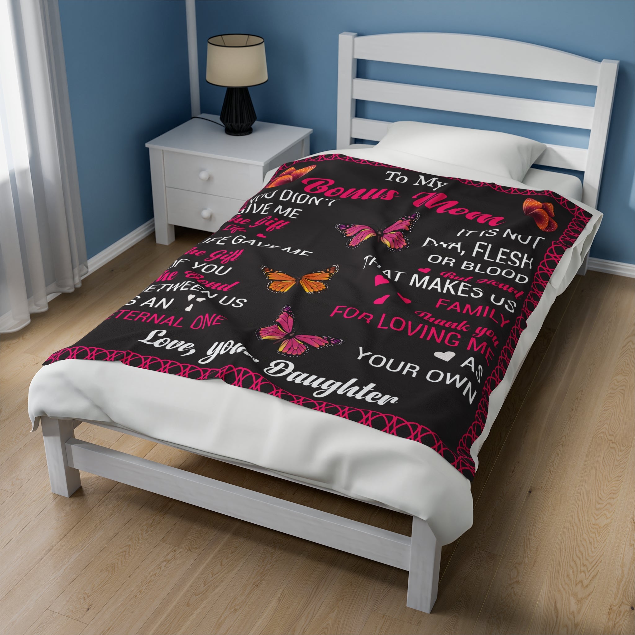 Bonus Mom Velveteen Blanket - Love & Heart