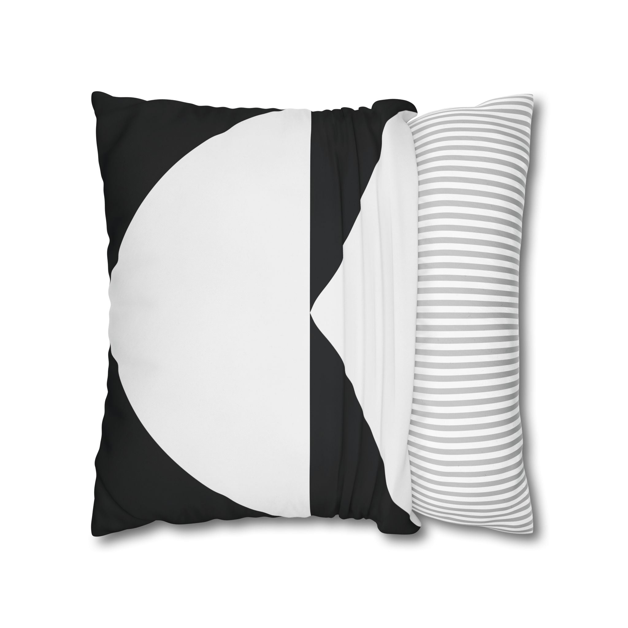 Geometric Black & White Triangle Pillowcase